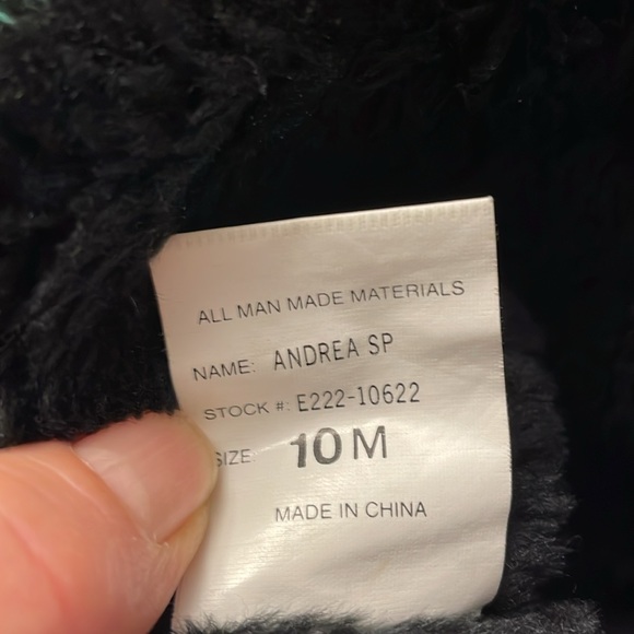 London Fog black size 10 lined with black fur zipper opening 8 inches tall boot - Picture 6 of 8